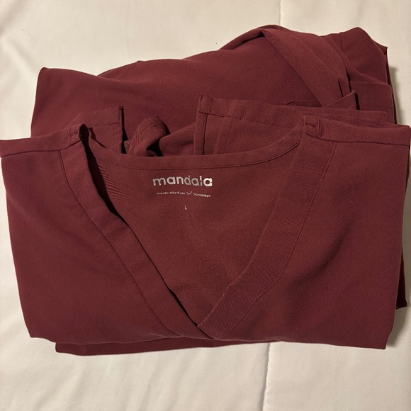 Mandala Scrubs - Merlot - Picture 1 of 1